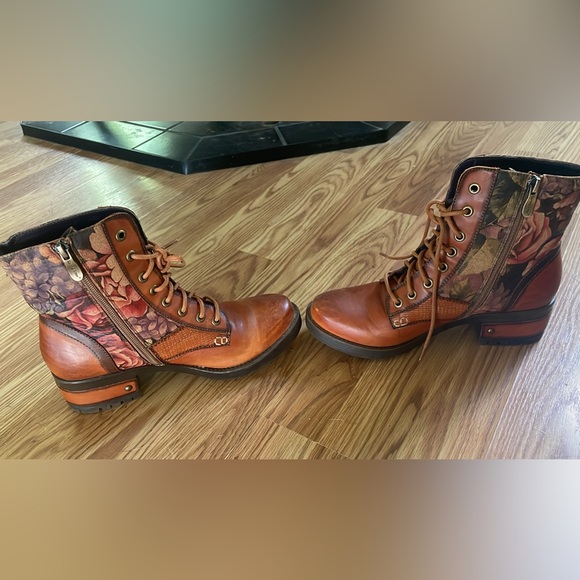 L’Artiste Floral Booties - Picture 3 of 6